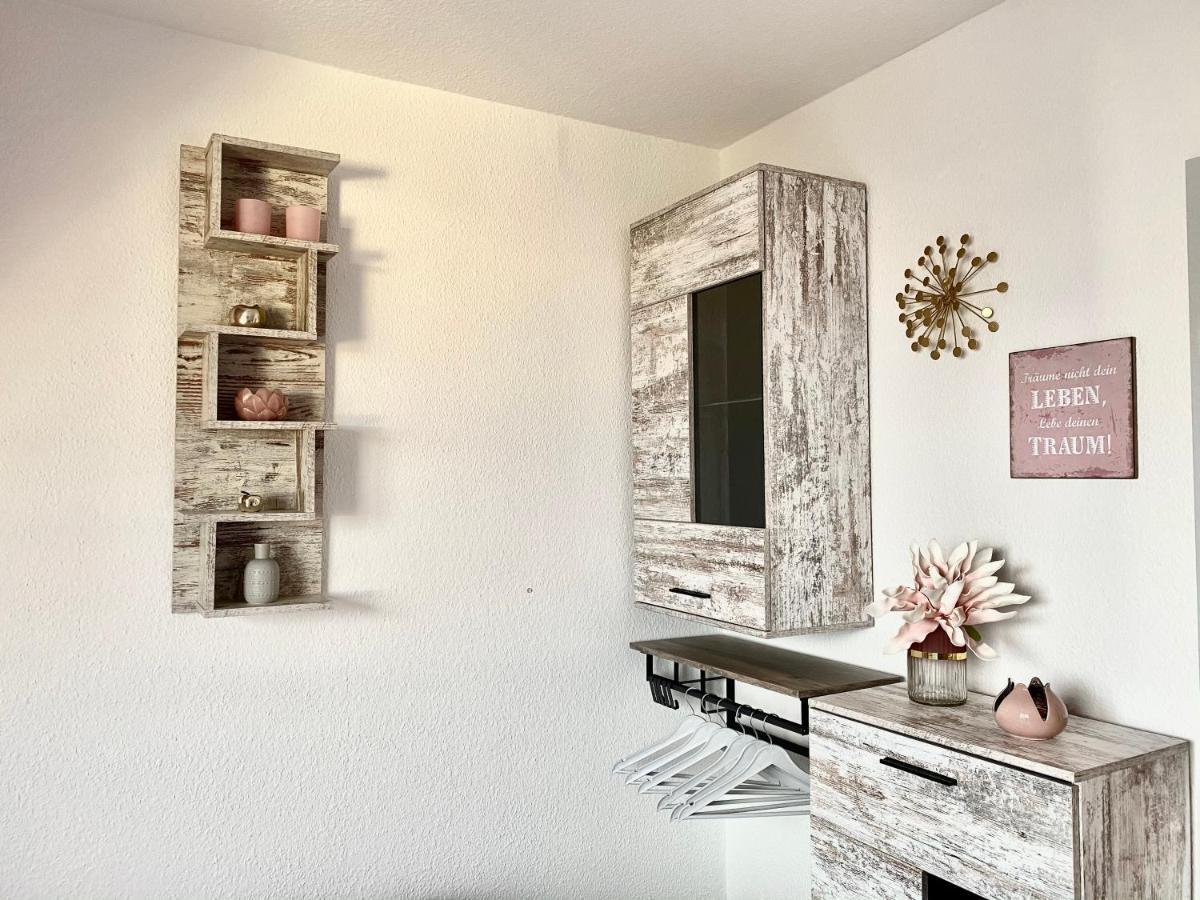 Cottbus-Apartments - Red Apartment I Privat I Wifi I Kueche I Balkon Exterior photo